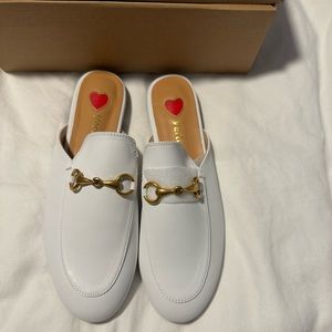 Amazon White Slides size 8.5 . Brand New in Box.